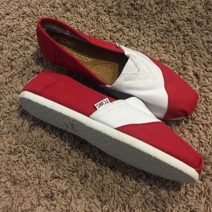 Red/White Toms