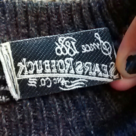 Sweater - Picture 3 of 3