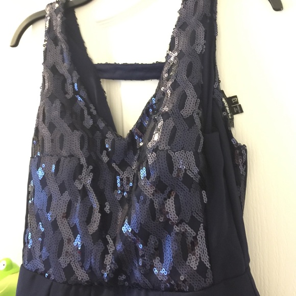 mymichelle navy sequence dress with back design - Picture 4 of 4