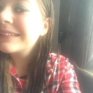 Meet your Posher, Katelyn