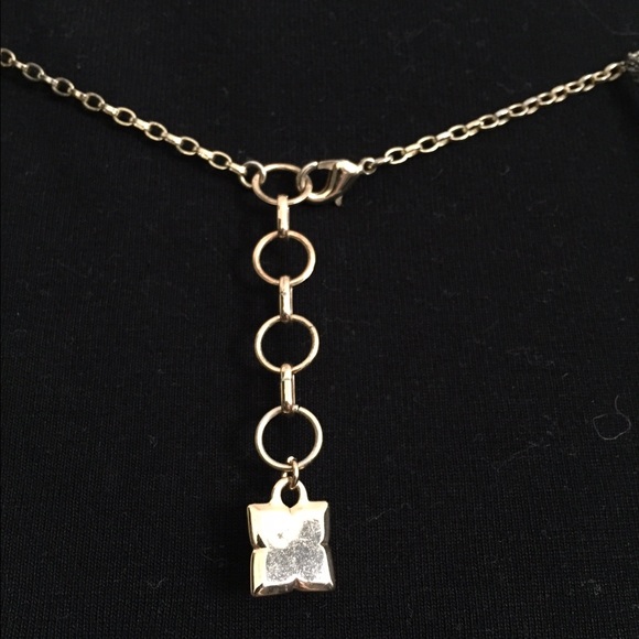 BCBGMAXAZRIA Necklace - Picture 4 of 4