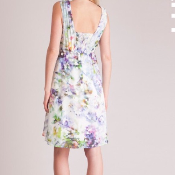 Seraphine Floral Silk Maternity Dress! - Picture 3 of 3