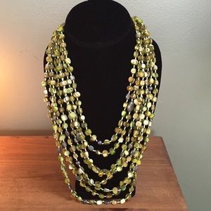 Vintage green mother -of-pearl necklace.