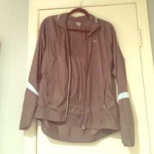 Nike FITSTORM windbreaker