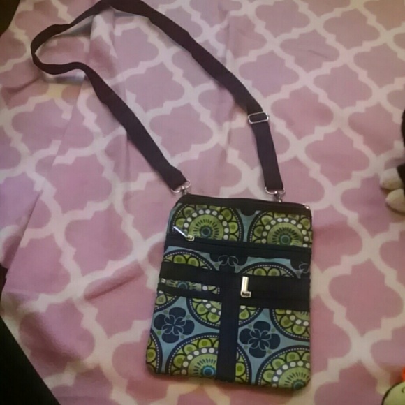 Floral Circles - Picture 1 of 4