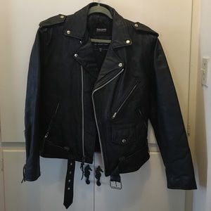 Women's leather jacket size small