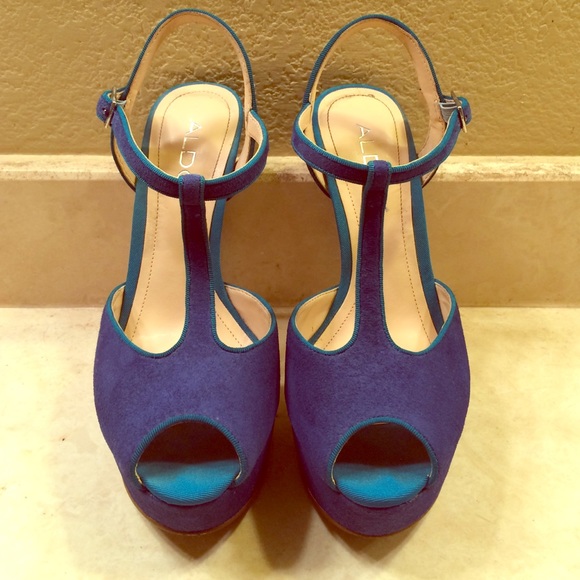 Aldo t-strap heel