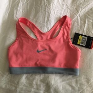 Women Nike training bra