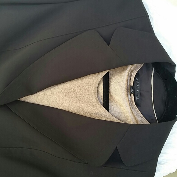 Jacket - Picture 2 of 2