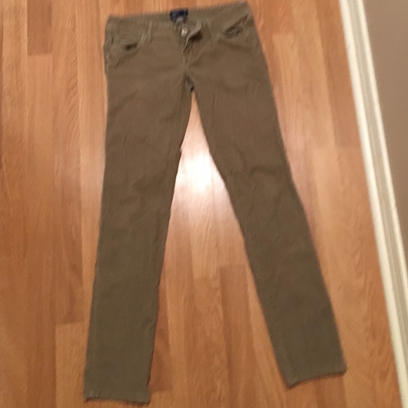 American Eagle cords