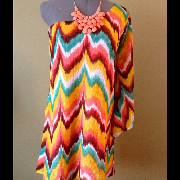 BOUTIQUE ONE SHOULDER DRESS