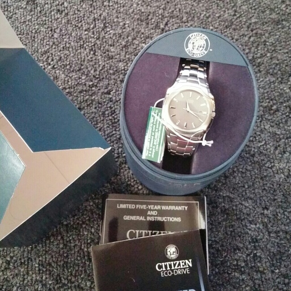 NWT CITIZENS ECO-DRIVE MENS WATCH