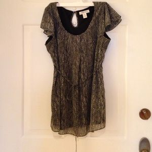 Motherhood black and white blouse