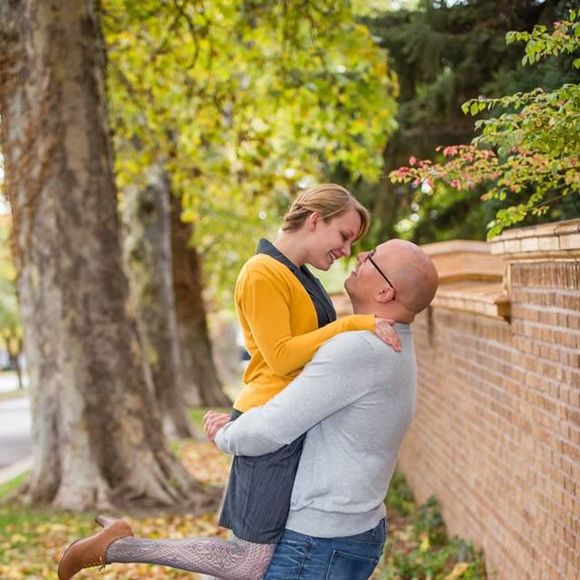 Meet your Posher, Amanda - Picture 1 of 1