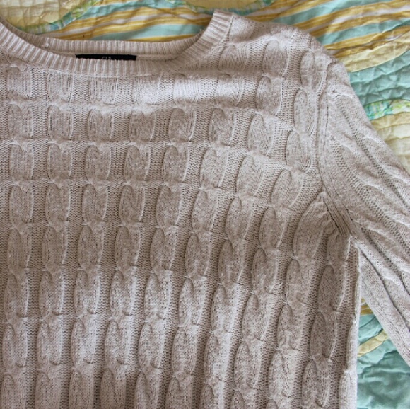 Classic White Knit Sweater - Picture 2 of 4