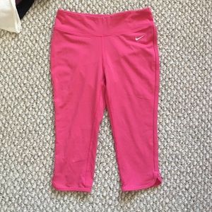 Nike dri-fit crops