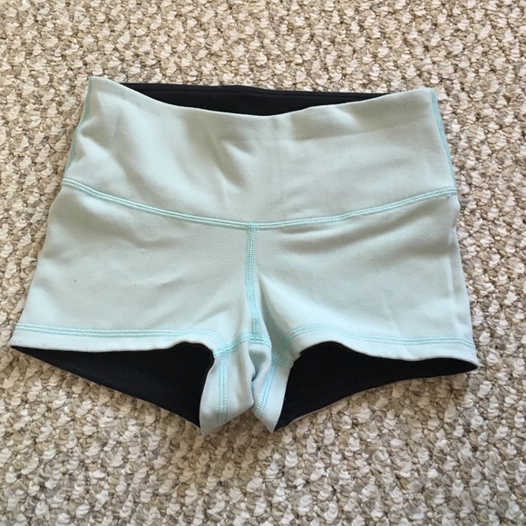 Lululemon reversible shorts