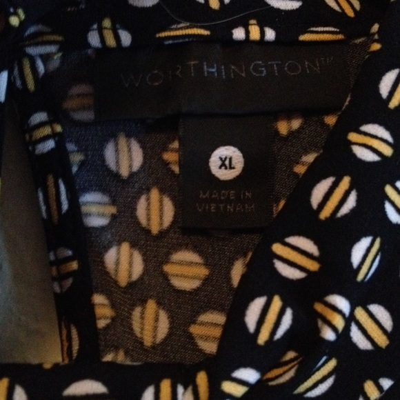 Shirt - Picture 2 of 3