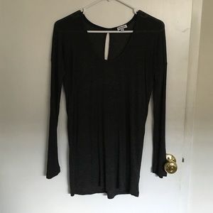 Donating Jan 1st - Splendid grey top