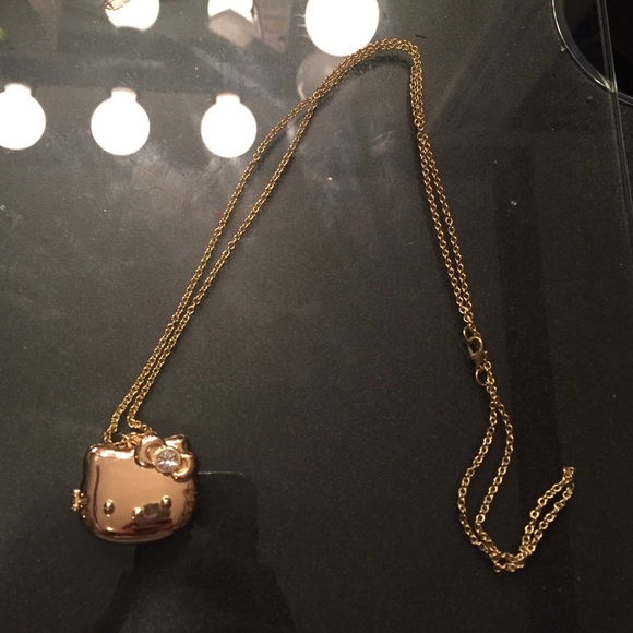 Hello kitty necklace - Picture 1 of 3