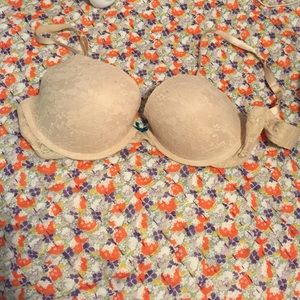 Nude bra