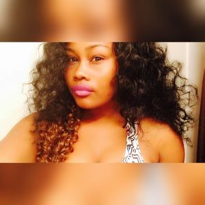 Meet your Posher, Oriana-isis