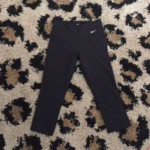 Nike crop legging