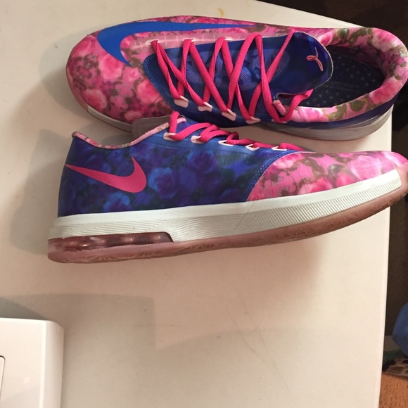 Kevin Durrant(KD) Cherry blossoms - Picture 3 of 3