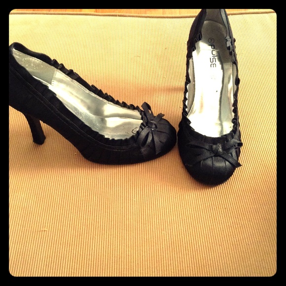 Pulse size 7 heels