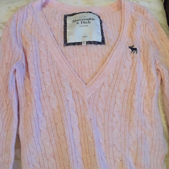 Abercrombie & Fitch knit sweater