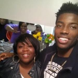 Meet your Posher, Kendra