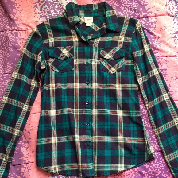 Blue and Green Long Sleeve Flannel Shirt - Picture 1 of 3