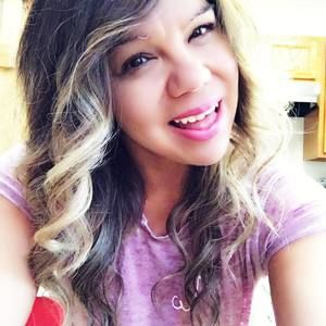 Meet your Posher, Rocio