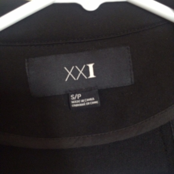 SOLD Forever 21 black waterfall jacket - Picture 2 of 4