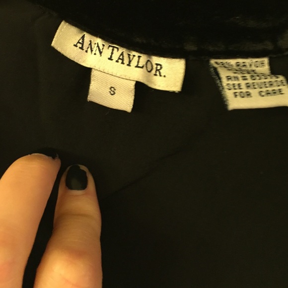 Ann Taylor velvet top - Picture 2 of 3