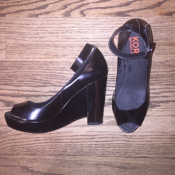 Michael Kors Peep Toe Wedge - Picture 3 of 4