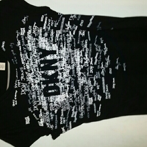 Dkny t-shirt