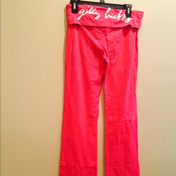 Gilly Hicks pink yoga pants