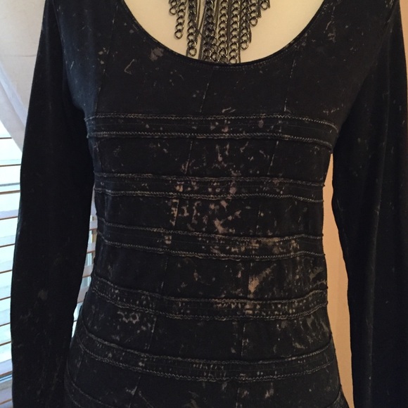 🚫SOLD🚫 Bundle for Donna: Tunic top with lace-up - Picture 2 of 4