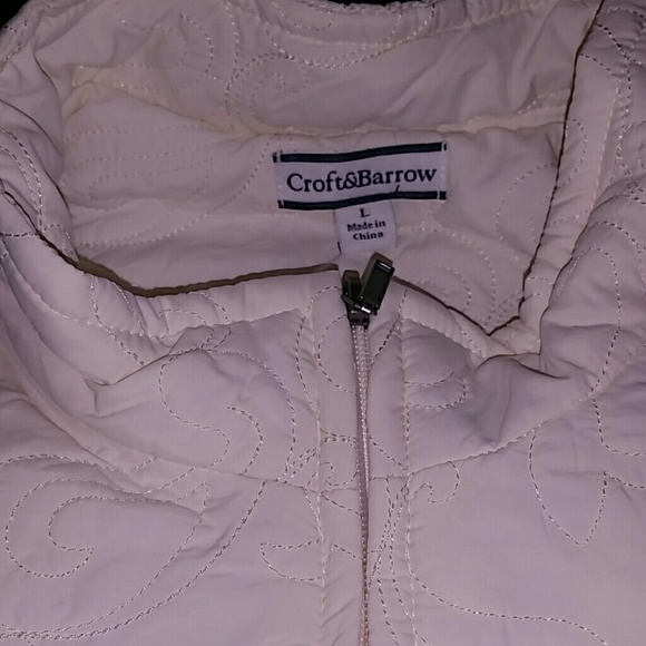 NWOT Ivory Vest - Picture 2 of 3