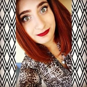 Meet your Posher, Deanna