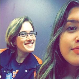 Meet your Posher, Kayla