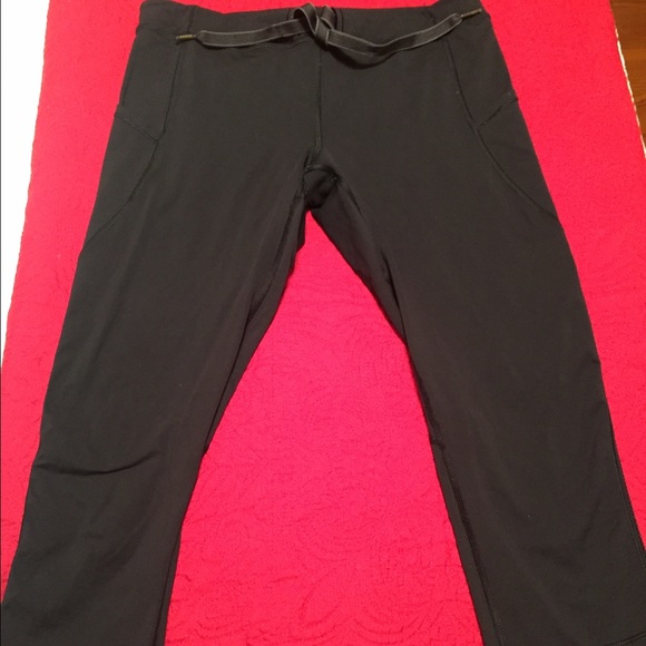 Lululemon Black Crops