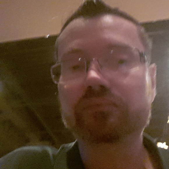 Meet your Posher, Keith - Picture 1 of 1