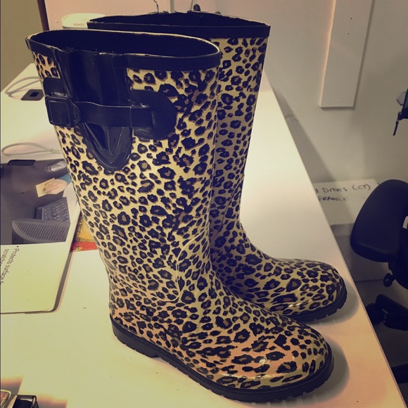 Cheetah Print Rainboots