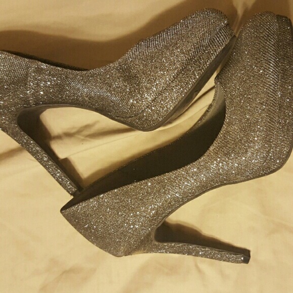 Black glitter heels - Picture 1 of 1