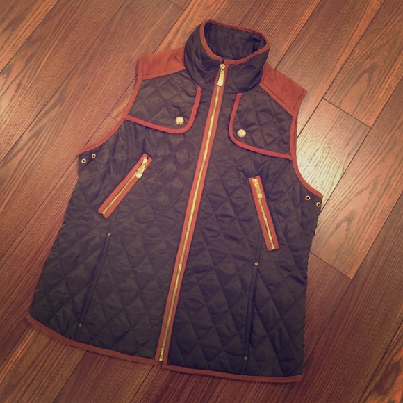 Vince Camuto Faux-Suede-Trim Quilted Barn Vest