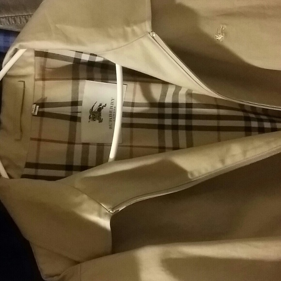 Burberry Coat XL - Picture 3 of 3