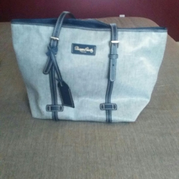 Brand new purse - Picture 2 of 2