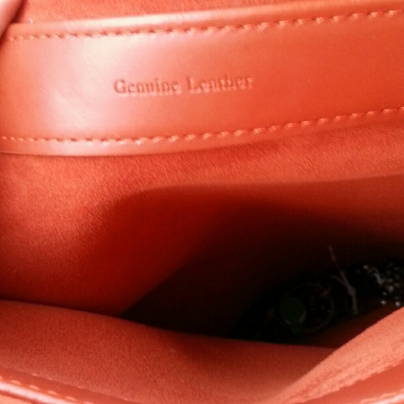 *** SOLD *** NWOT Furla Leather Cross Body - Picture 3 of 4